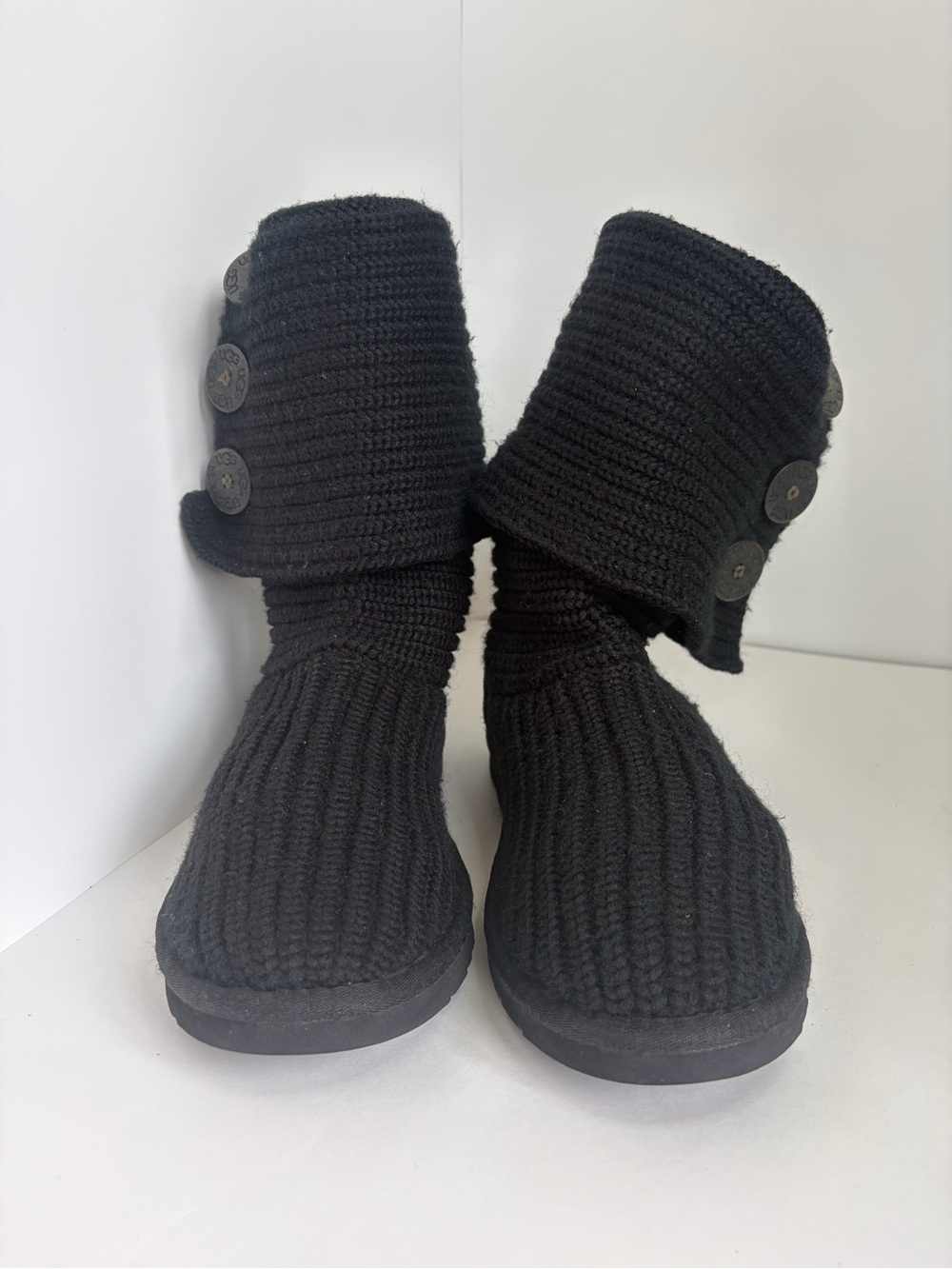 UGG Black Knit Carly Button Low Boot Women’s Size 9